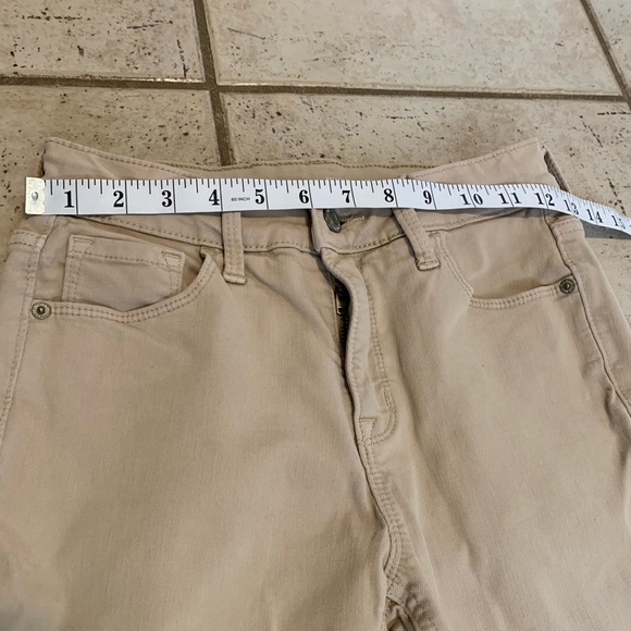 💙 Old Navy Rockstar Super Skinny High-Rise Pants - Petite 2 - Khaki Beige - Picture 4 of 6